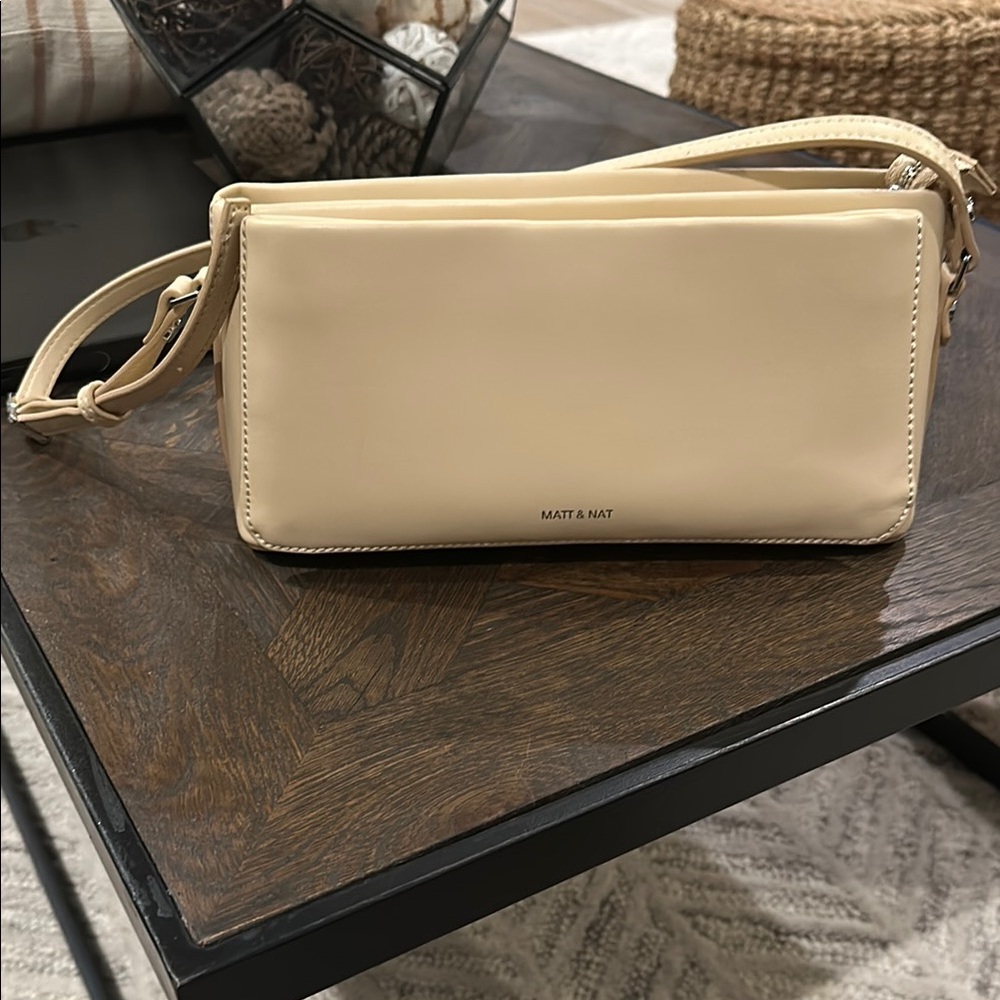 Matt & Nat VAL Cream Shoulder Bag